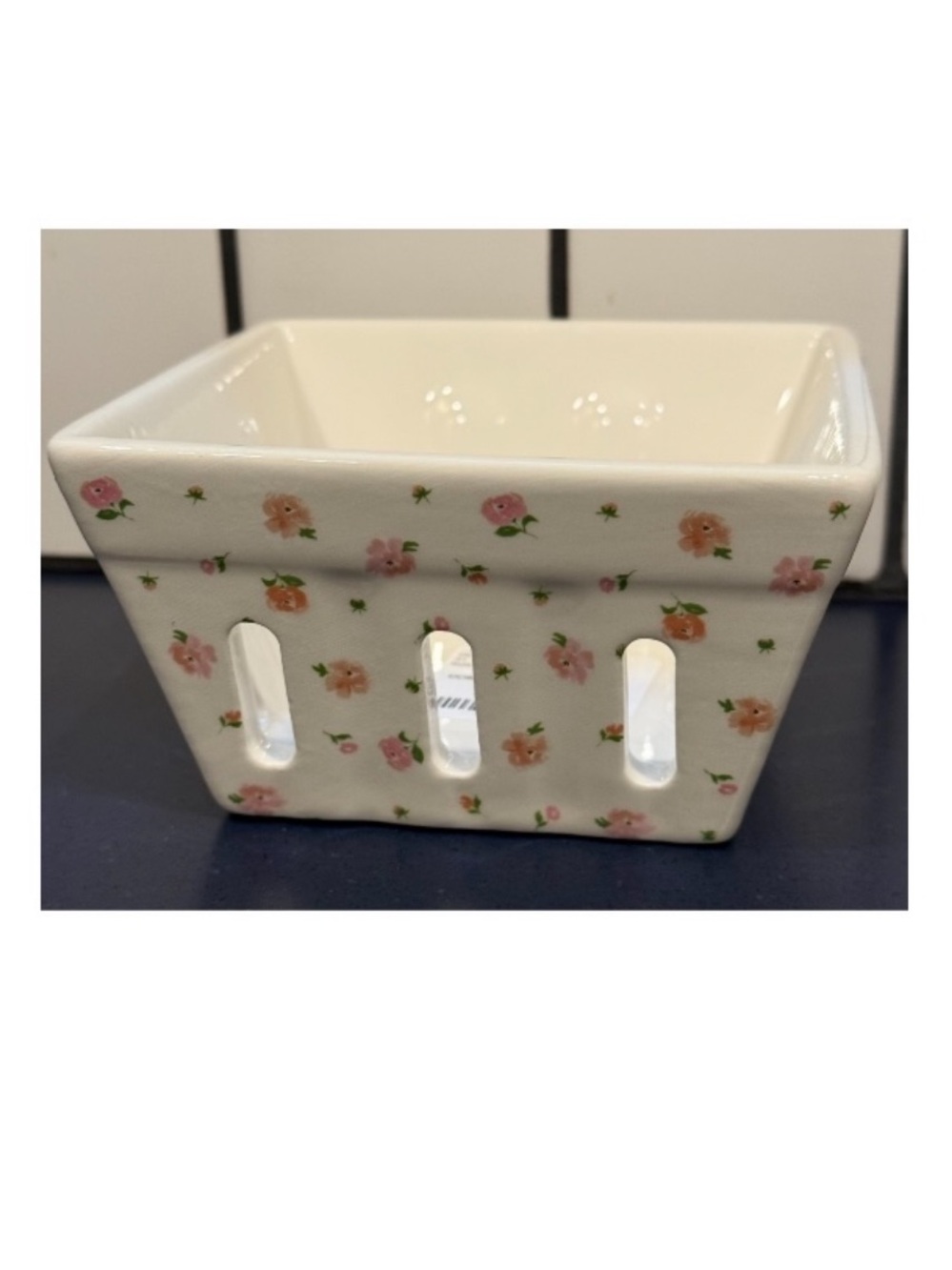Ceramic nwt Square Accent berry bowl with Pink Floral Pattern